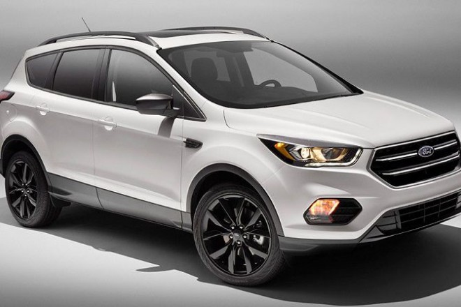Tư vấn mua thảm lót sàn ô tô Ford Escape